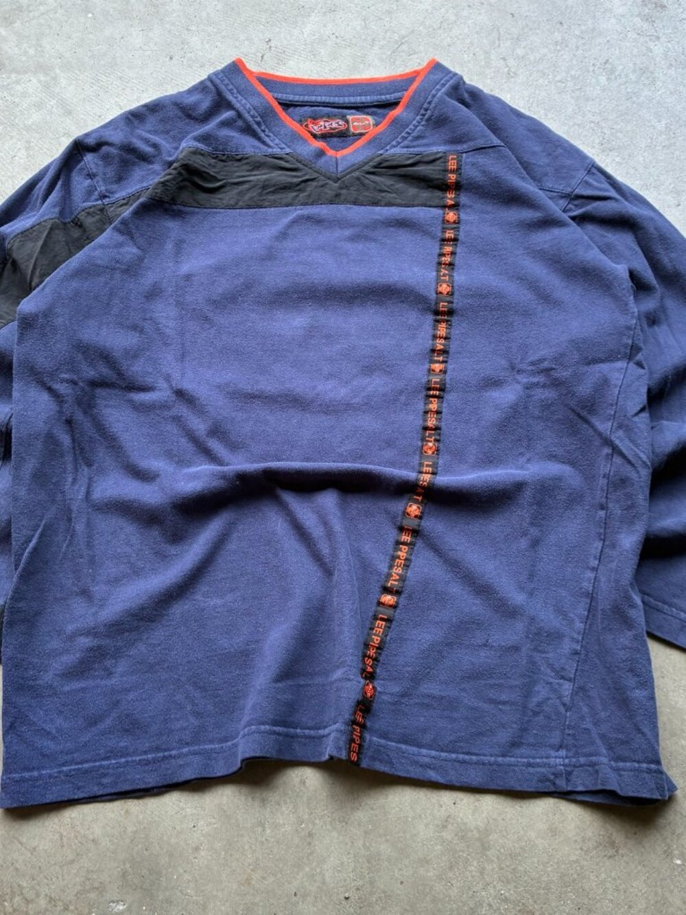 Vintage 90s Lee Pipes Skate V-Neck Long Sleeve Shirt Navy Colorblock